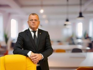 Costel Barbu sprijină reforma publică pentru servicii flexibilizate